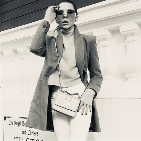 Zara wool frock coat bloggers favorite - Picture 4 of 11